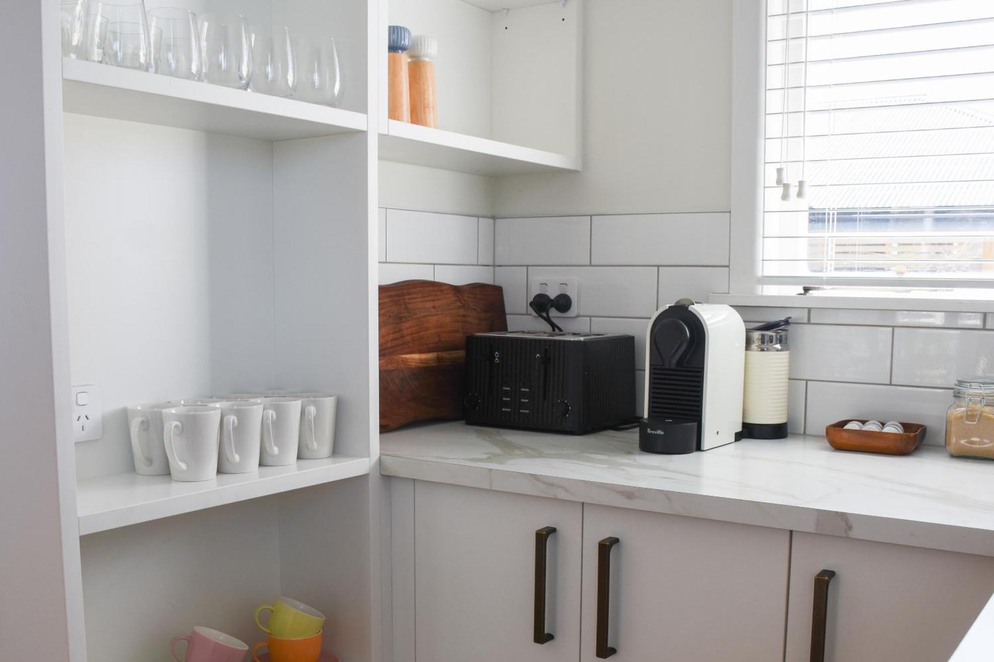 Beautiful Home With Short Stroll To Havelock Village Havelock North Ngoại thất bức ảnh